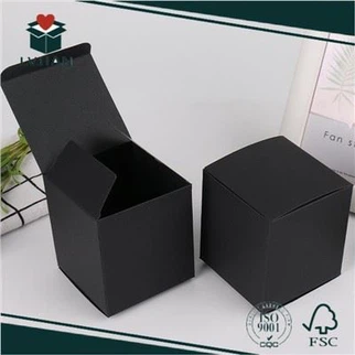 Черен контейнер за хартия за продукти